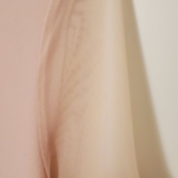 Formal dress - Picture 3 of 4